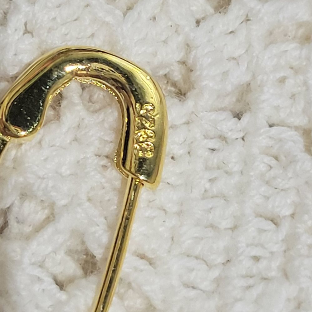 GOLD OVER STERLING SILVER SAFETY PIN 🧷 EARRINGS - Picture 4 of 7